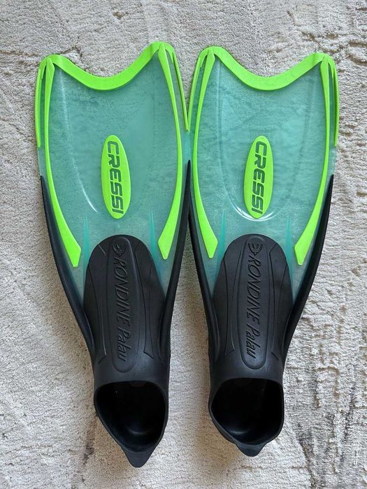 Ласты для бассейна