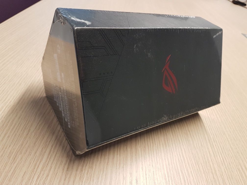 ASUS ROG Z01QD Telefon Gaming (NOU)