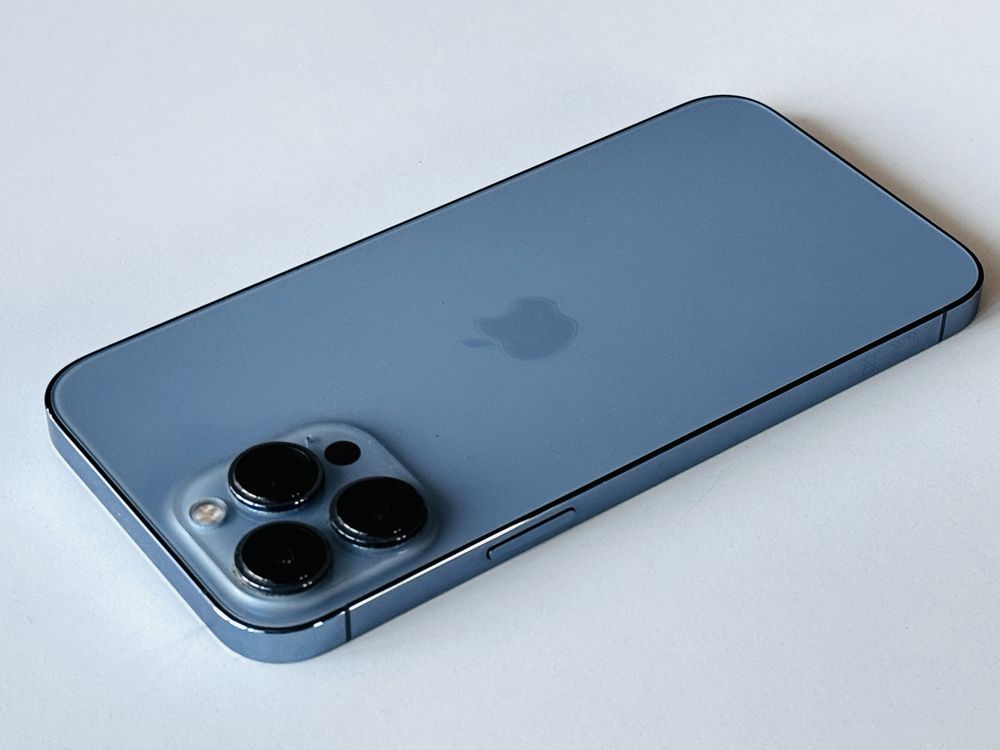 iPhone 13 Pro Max 256GB Blue Батерия 98%! Гаранция 6 месеца