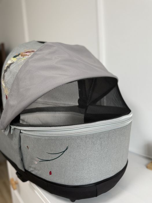 Cybex кош за новородено Priam 4 lux koi