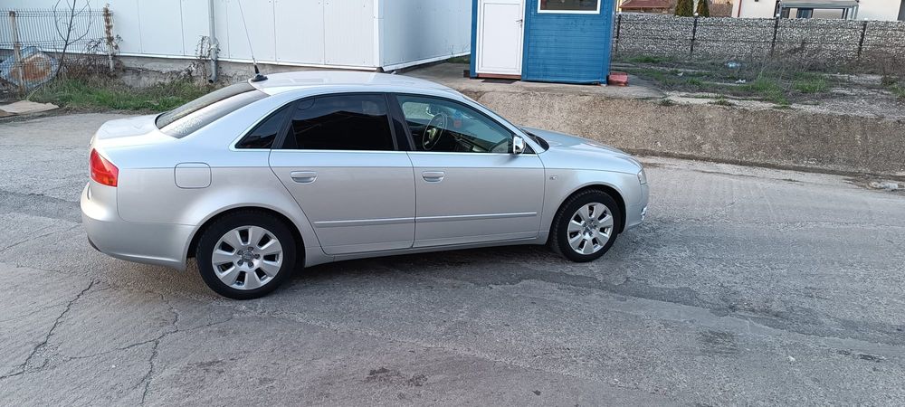 Vand audi a4 benzina +gaz