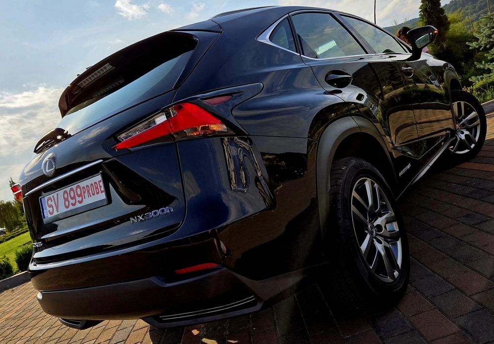 Lexus NX 300h,An 2016,27.000 km,Automat,Led,Navigatie,Tva Deductibil