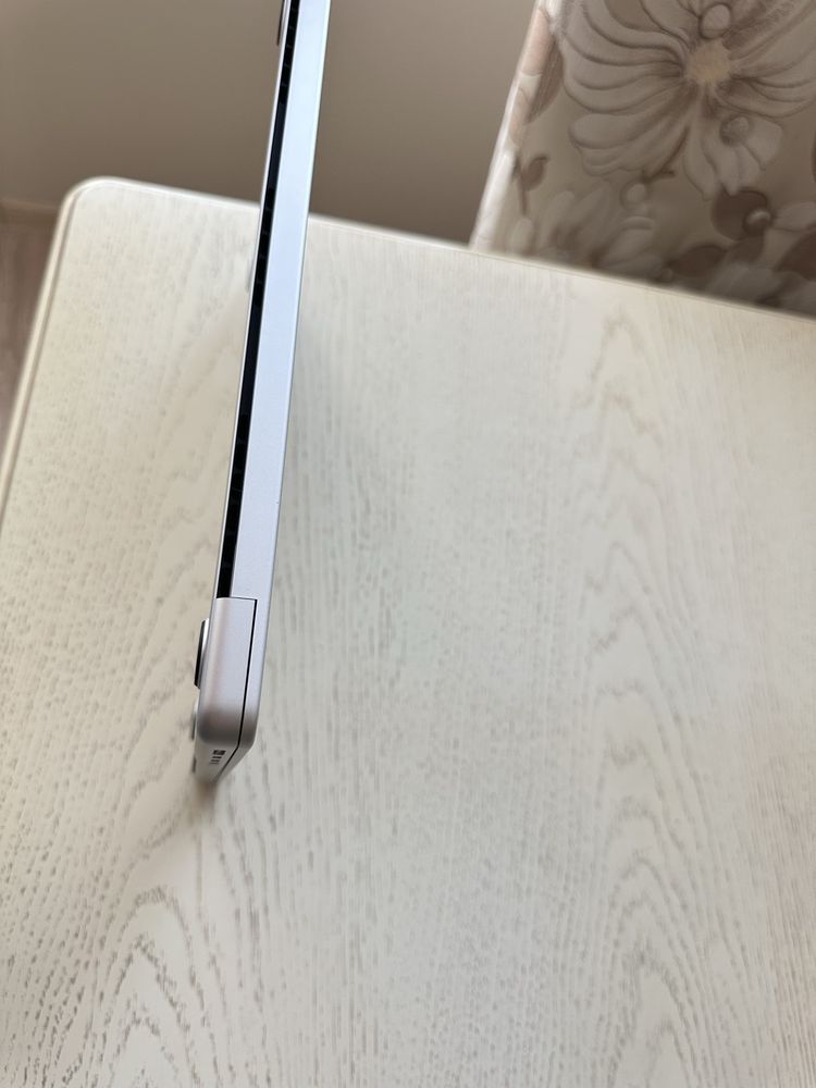 Като нов Apple MacBook Pro 14 (2021), Apple M1 Pro, RAM 16GB,1TB SSD