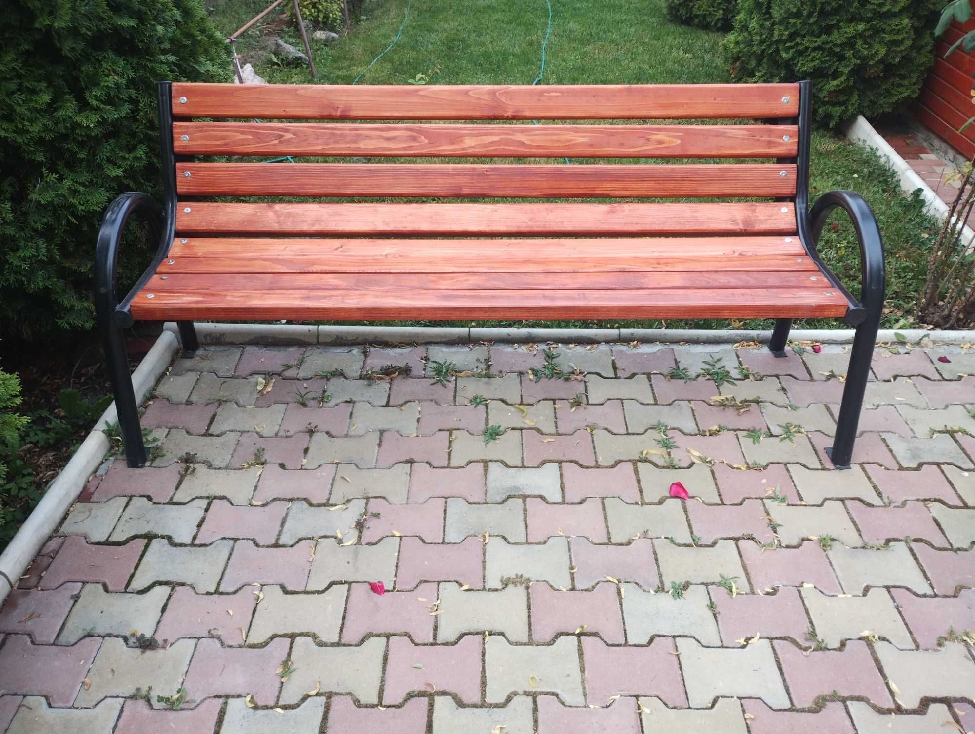 Bănci gradina și parcuri