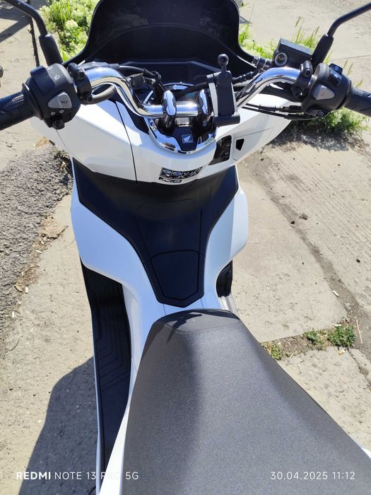 Scuter Honda PCX 2023 garanție 2ani 1180 km