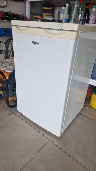 Lada frigorifica cu 4 sertare 90l