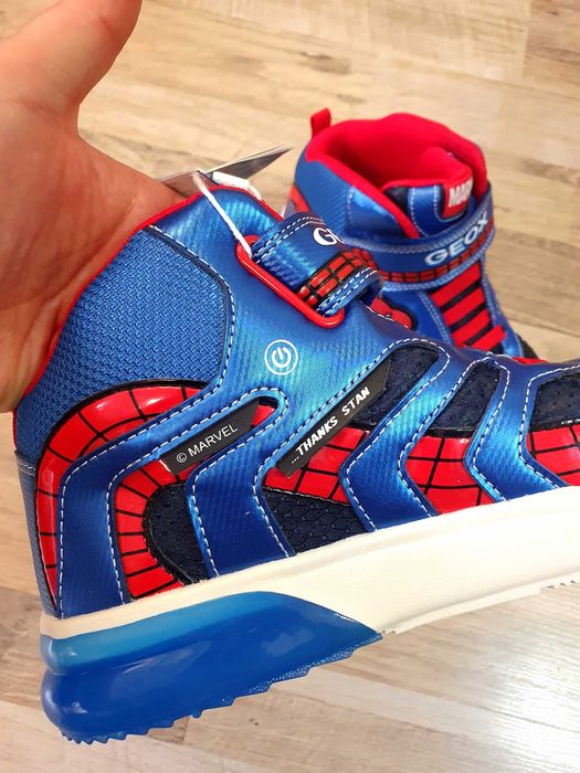 Сникърси/обувки Geox, нови