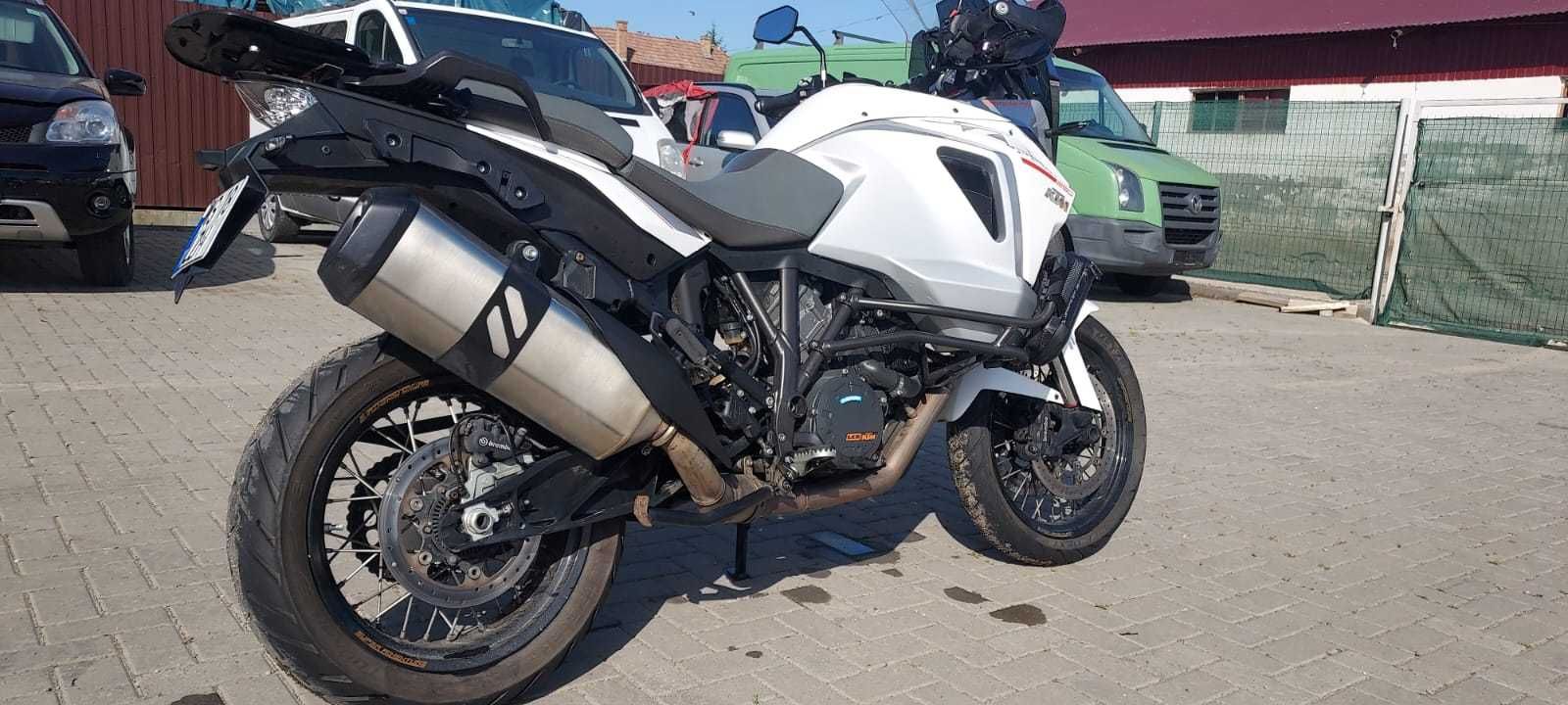 KTM Super Adventure 1290