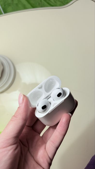 AirPods 3 оригинал б/у