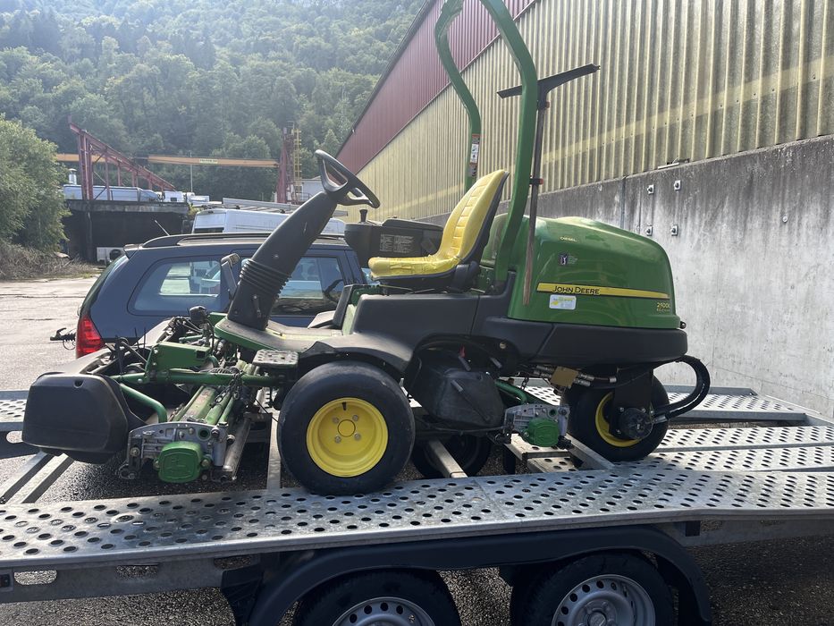 John Deere 2500E E-cut Hybrid