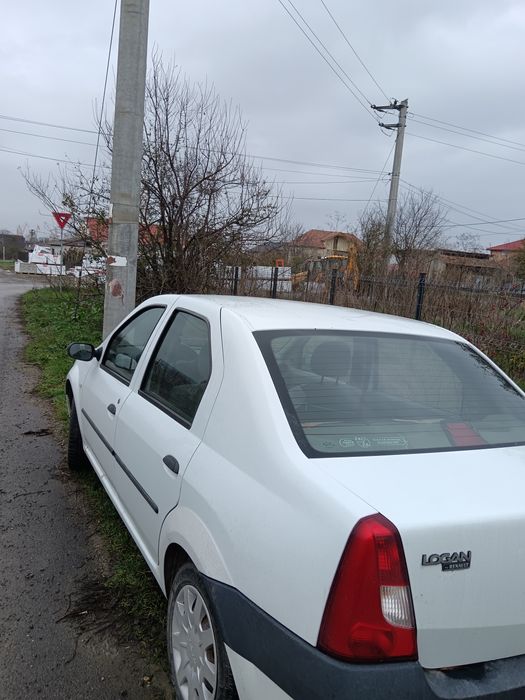Vând Logan 1.4 an 2008