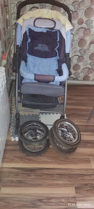 Продам коляску, кроватку