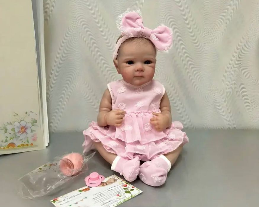 Papusa Reborn bebelus realist cu corp silicon sau textil  NOUA