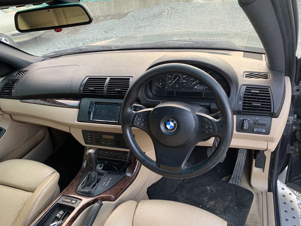 Продаваме на части бмв х5 3.0и bmw x5 3.0i.