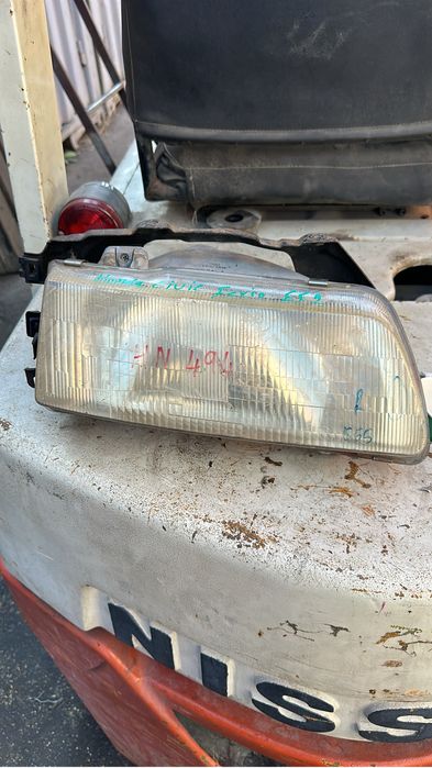 Правая фара на Honda Civic Ferio EF2