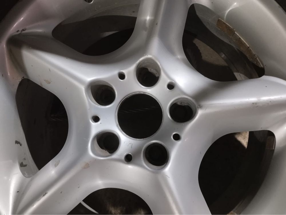 Шина шипованная 235/65 R 17