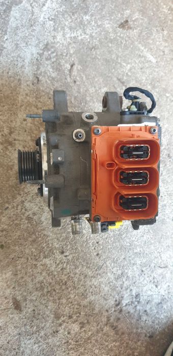 Обтяжен механизъм Пежо Ситроен Хибрид