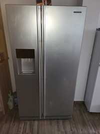 Vând frigider / combina frigorifica Samsung