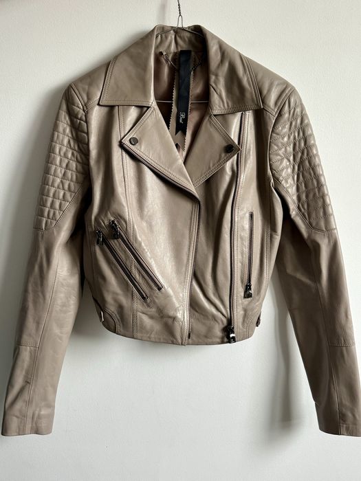 Vand geaca de piele bej si negru, masura S