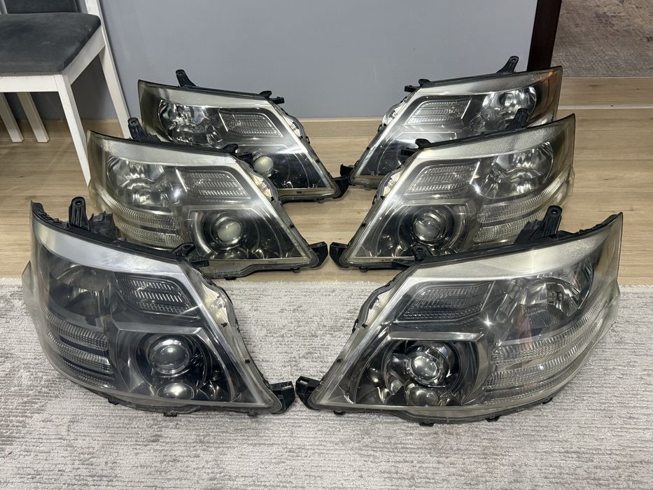 Фары на Toyota Alphart  тойота альфард привозной Японский