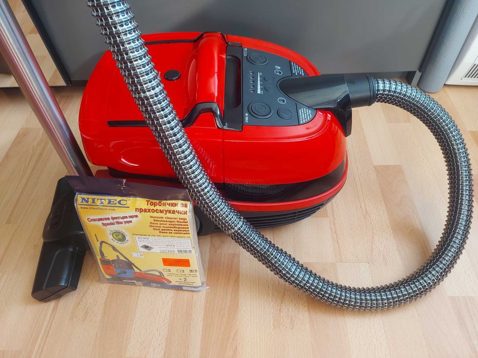 Перяща прахосмукачка BOSCH ProAnimal BWD421PET