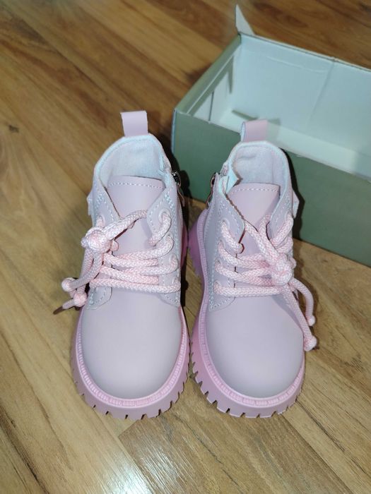 Нови детски ботички 15см стелка