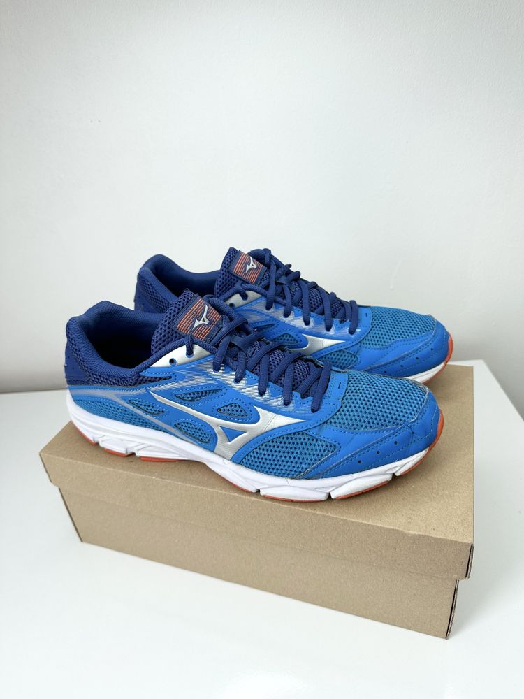 Mizuno Running (42.5) Маратонки