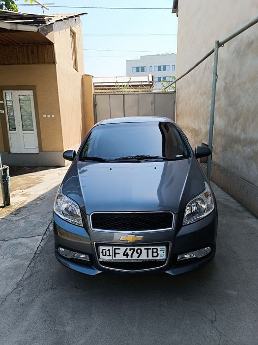 Nexia 3 mokriy asfalt