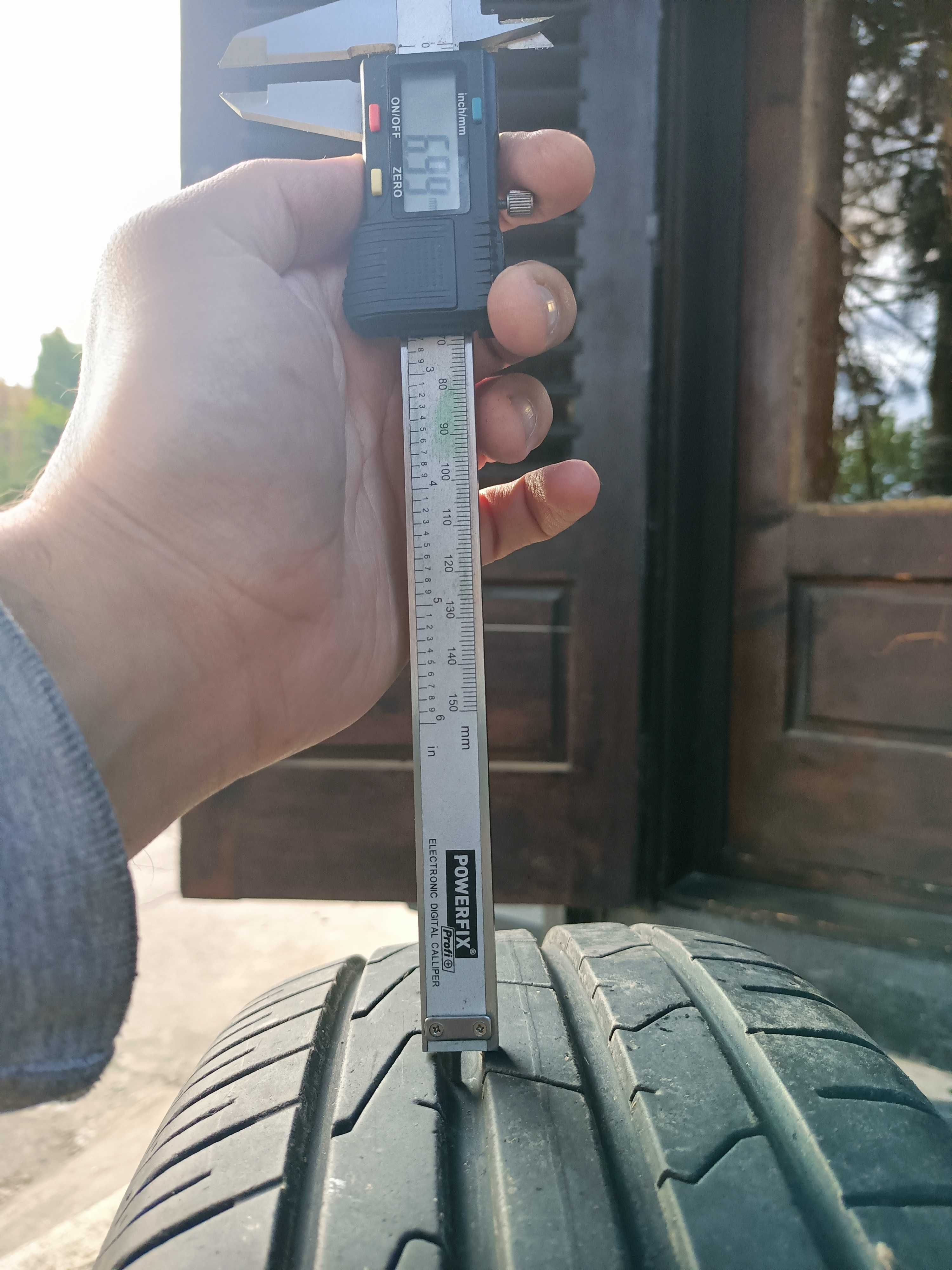 Летни гуми Hankook 185/60/15 ДОТ: 19 и 22. Грайфер 7мм