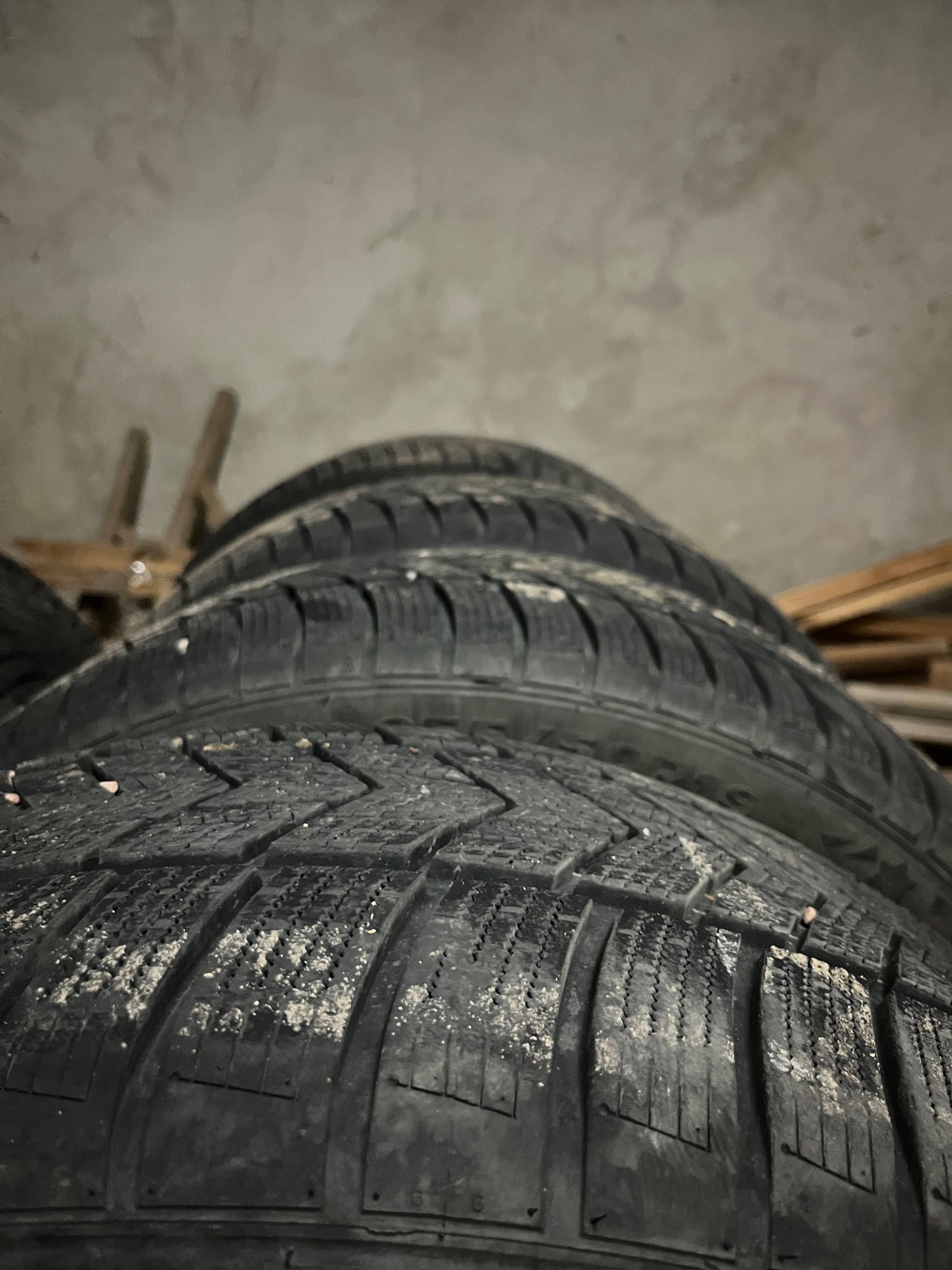 Зимние шины Rotalla 255/50/R19 (все 4 балона)