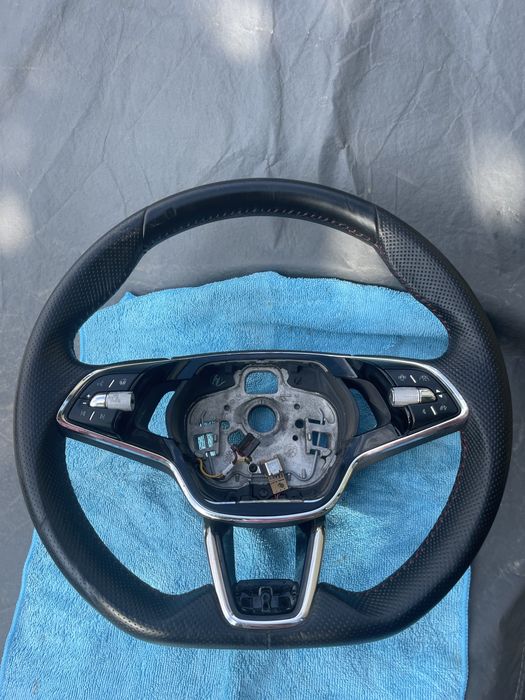 Волан от Шкода Октавия сюперб 2020