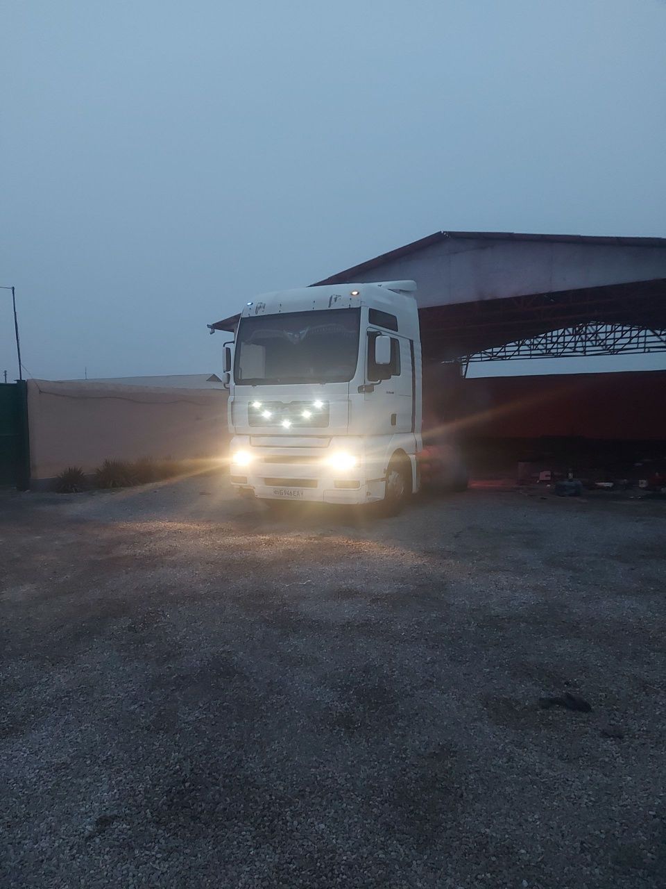 MAN TGA  .2004 zavatskoy  gaz mator