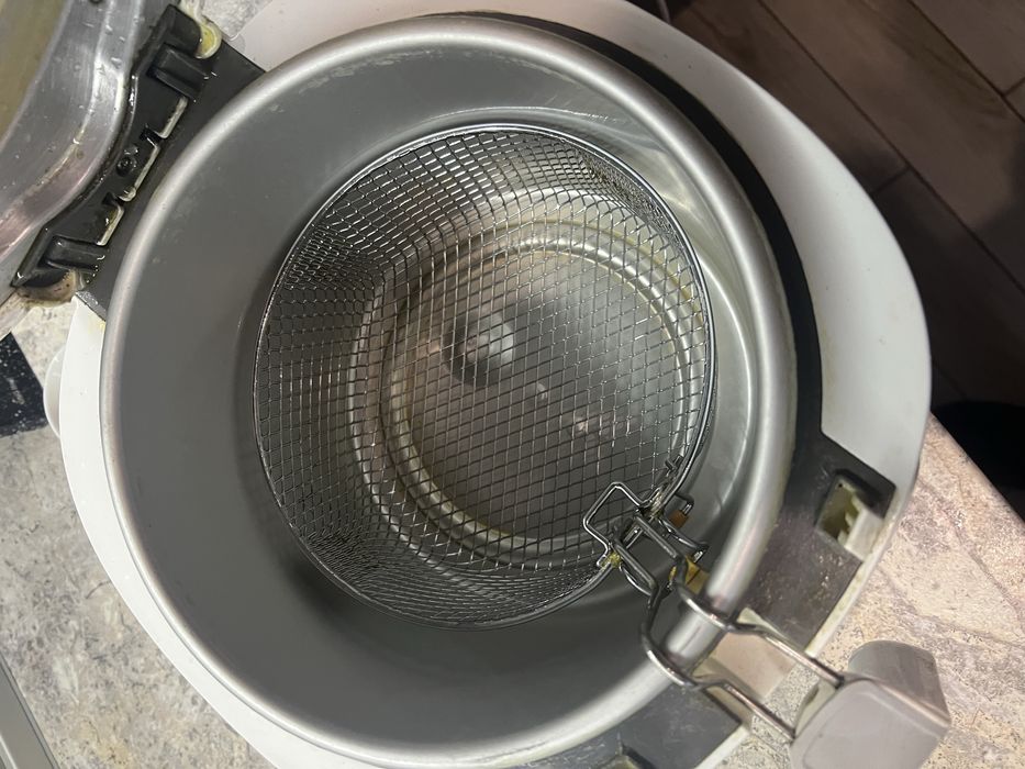 Фритюрник TEFAL FF203130