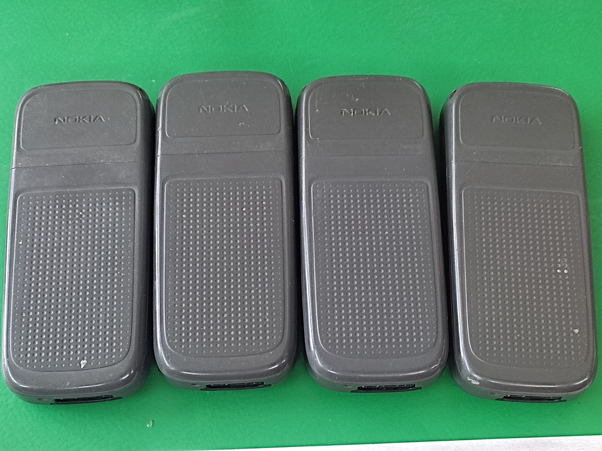 Телефон nokia 1208 четири броя