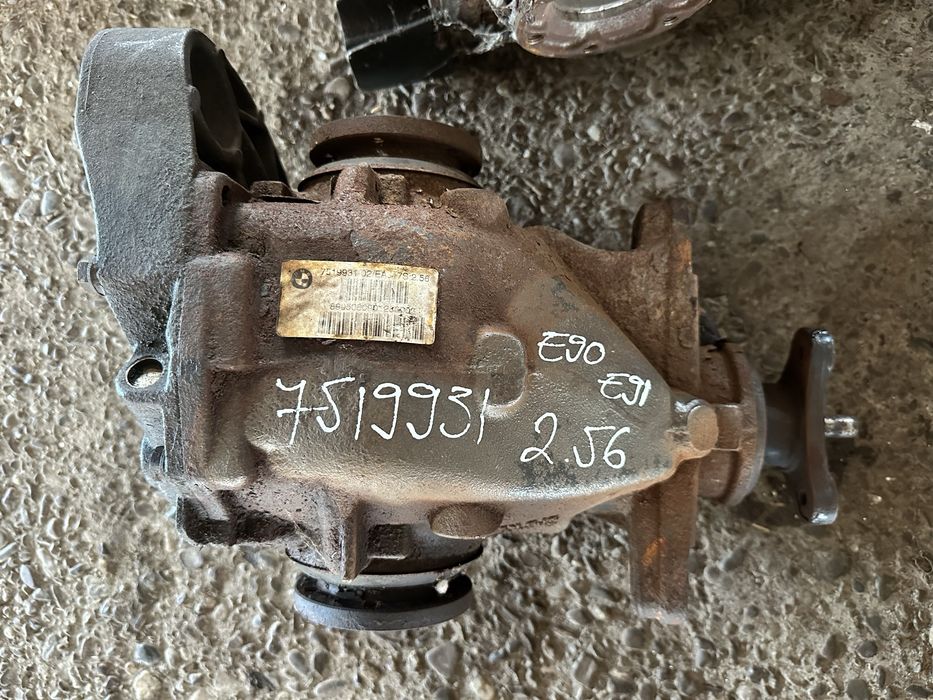 Grup spate BMW Seria 3 E90, E91 : 7519931, 2.56