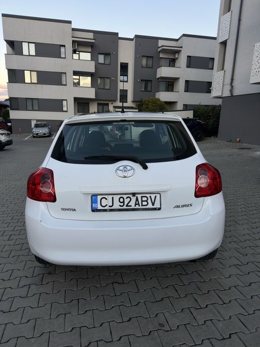 Vand Toyota Auris 1.6i 124CP