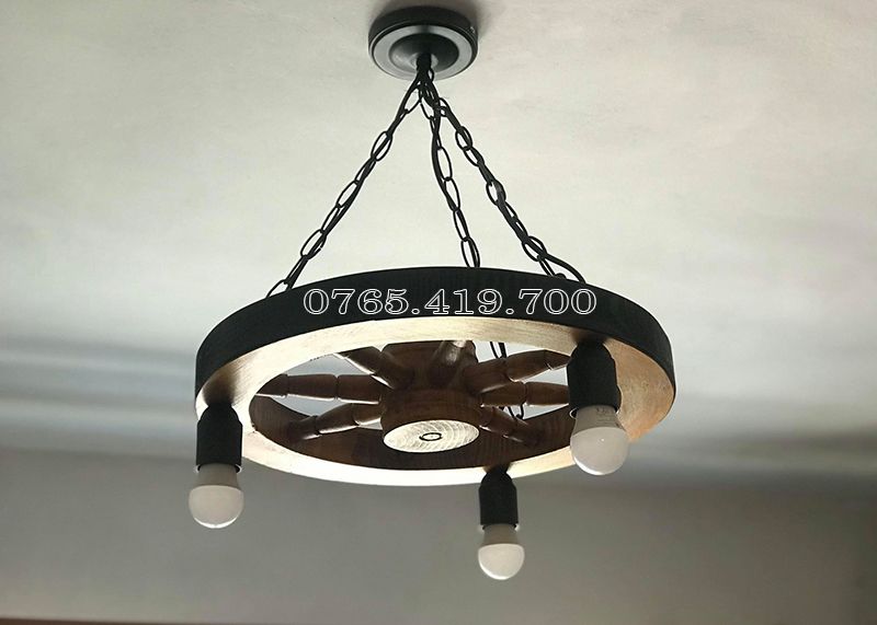 Candelabru roata lemn / lustra roata lemn / Candelabru roti lemn