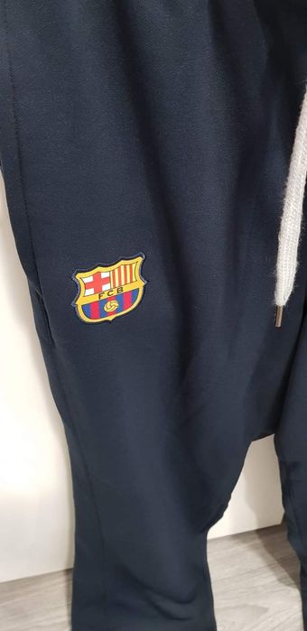 Pantalon Nike L/XL nou bărbătesc