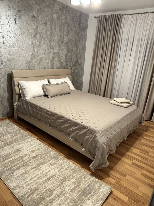 Casa, Regim-Hotelier, 3 dorm,2 bai, bucatarie si living