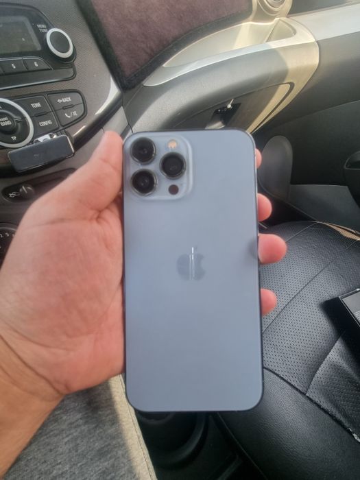 Iphone 13 pro max srochno sotiladi 7 mil som