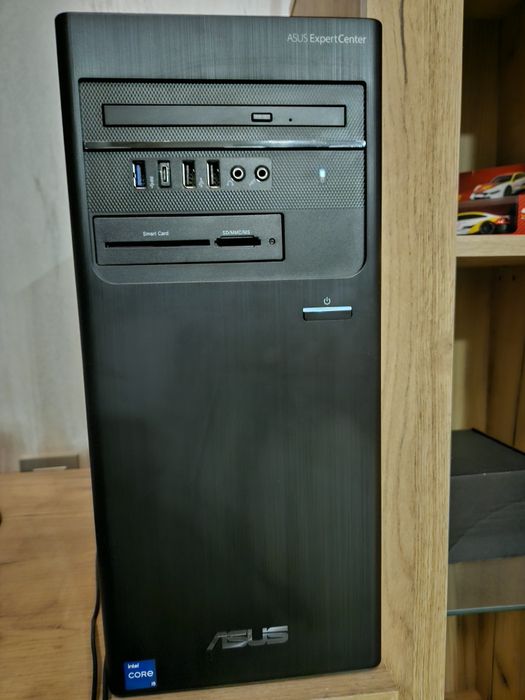 Настолен компютър Asus Expert Center I5-11500/16/512