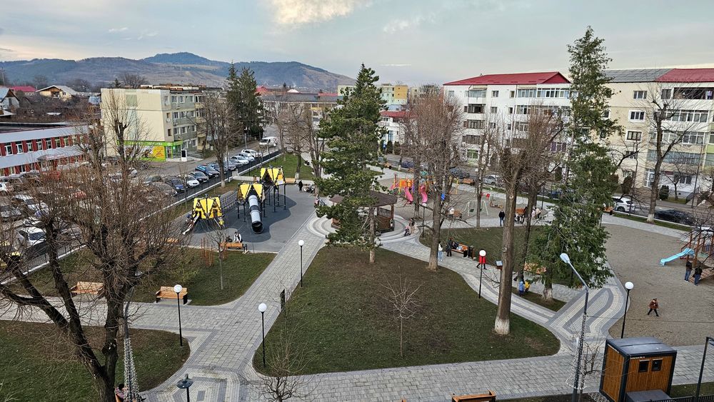 Apartament zona Parc Tei