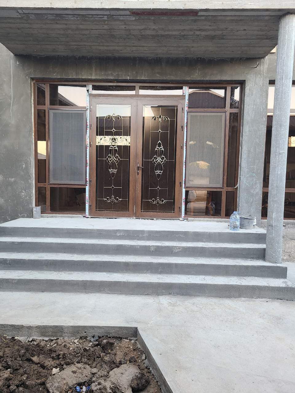 Akfa rom, eshik yasash xizmati.