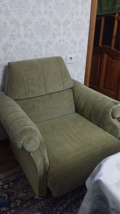 Продается диван б/у