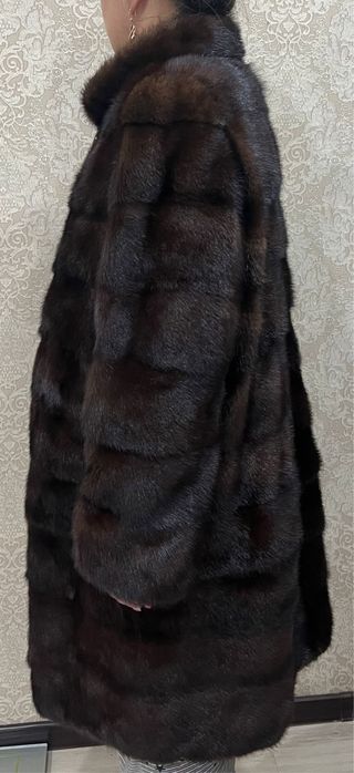 Продам норковую шубу