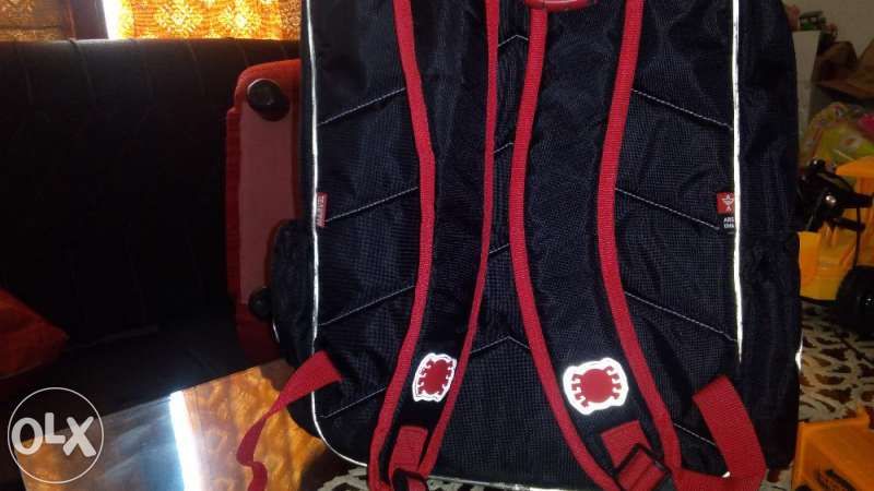 Ученическа раница.