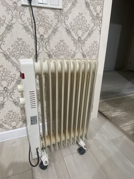 Продам масляный обогреватель