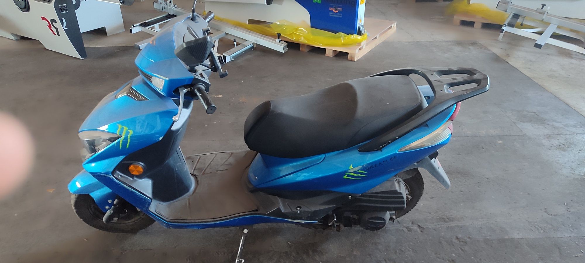 Продам Мопед М13!
