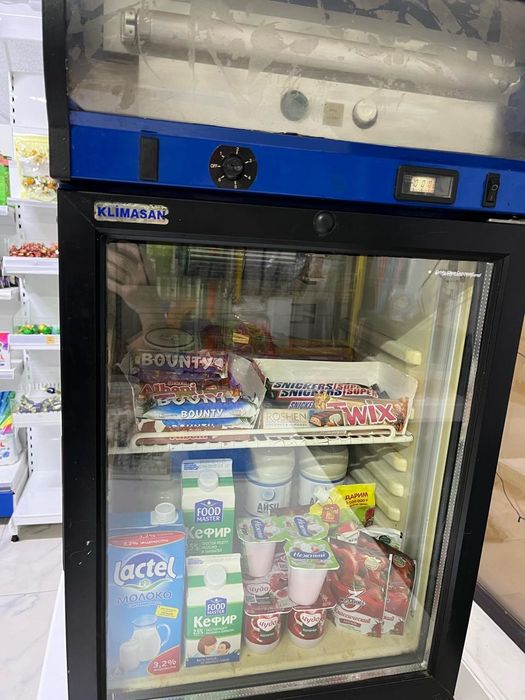 Холодильник витринный холодильник