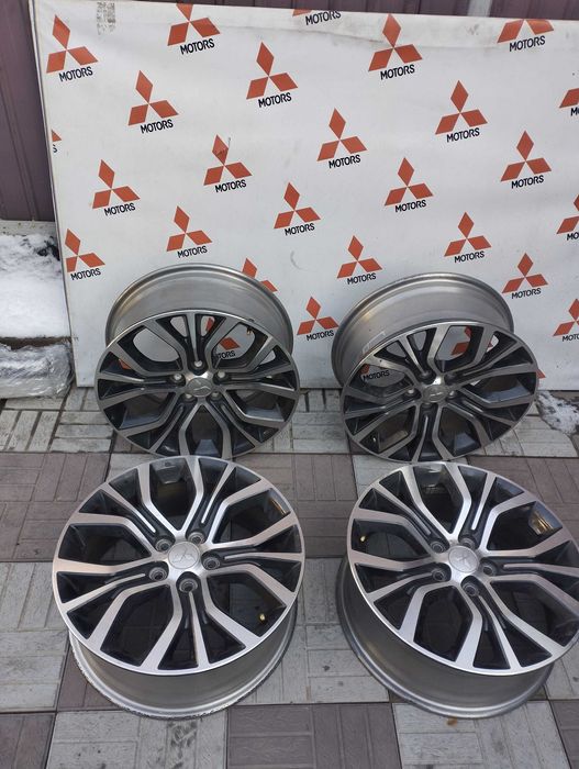 Диски литые аутлендер